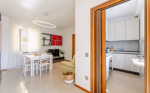 Loreto Suite Apartment: Furniture, Property, Building, Picture Frame, Wood, Interior Design, Houseplant, Floor, Flooring