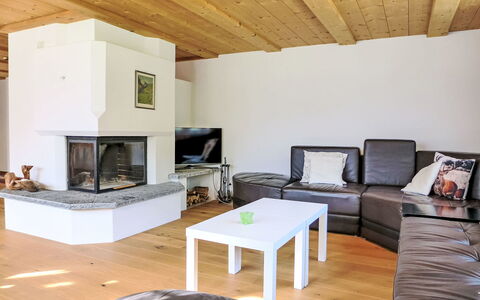 Eisiboden: Sky, Water, Furniture, Table, Property, Azure, Plant, Wood, Chair, Building