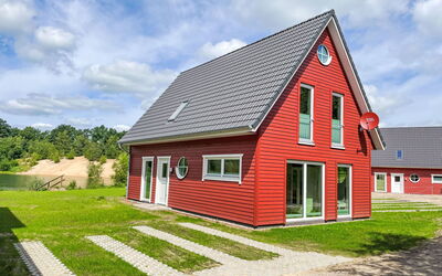 Hechthausen 103: Sky, Plant, Cloud, Building, Window, Tree, Natural Landscape, Land Lot, House, Cottage
