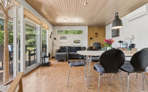 Franja - 120M from the Sea: Interior Design, Flooring, Wood, Floor, Ceiling, Furniture, Wood Flooring, Couch, Home, Living Room