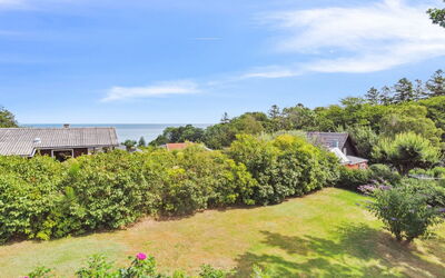 Makrina - 150M from the Sea