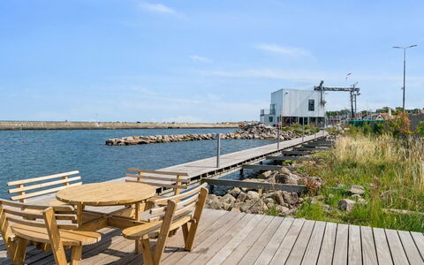 Ginie - 70M from the Sea: Wood, Furniture, Apartment, Room, Ceiling, Wood Stain, Chair, Hardwood, Varnish, Lumber