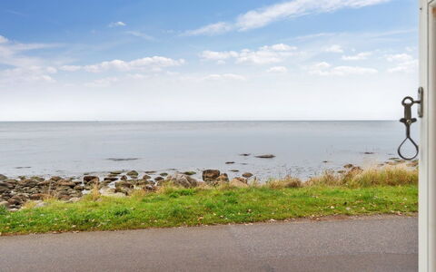 Malila - 15M from the Sea: Wood, Roof, Architecture, Home, House, Cottage, Siding, Hardwood, Slope, Estate