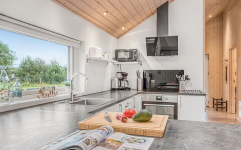 Imke - 1Km from the Sea: Wood, Flooring, Interior Design, Kitchen, Ceiling, Countertop, Floor, Wood Flooring, Furniture, Kitchen Appliance