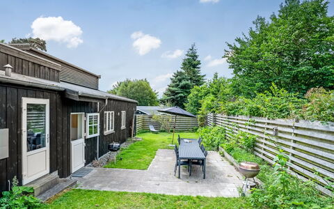 Henkil - 175M from the Sea: Roof, House, Home, Cottage, Door, Siding, Deck, Porch, Plank, Hardwood
