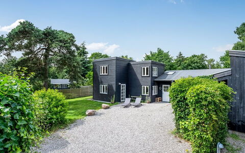 Henkil - 175M from the Sea: Roof, House, Home, Cottage, Door, Siding, Deck, Porch, Plank, Hardwood