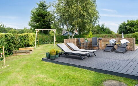 Erke - 800M from the Sea: Blue, Shrub, Cottage, Groundcover, Garden, Estate, Shade, Landscaping, Farmhouse, Eco Hotel