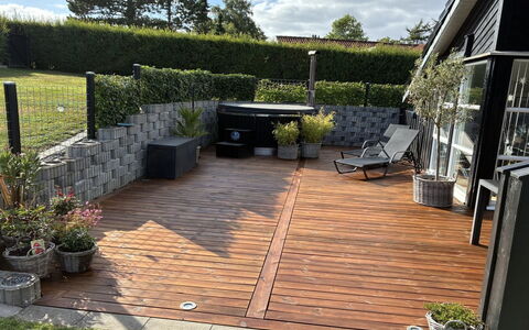 Enida - 350M to the Fjord: Wood, Flowerpot, Flooring, Floor, Garden, Wood Flooring, Furniture, Deck, Hardwood, Outdoor Furniture