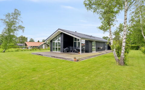 Hæryst - 300M from the Sea: Roof, House, Home, Cottage, Door, Siding, Deck, Porch, Plank, Hardwood