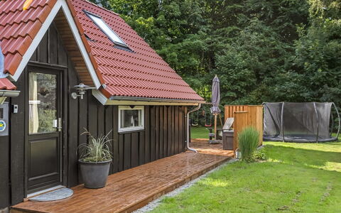 Diderik - 30Km from the Sea: Roof, House, Home, Cottage, Door, Siding, Deck, Porch, Plank, Hardwood