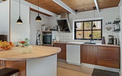 Berner - 30Km from the Sea: Furniture, Countertop, Kitchen, Interior Design, Flooring, Cabinetry, Light Fixture, Kitchen Appliance, Wood, Ceiling