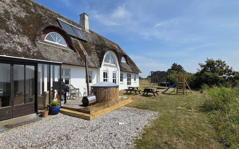 Darleen - 850M to the Fjord: Sky, Cloud, Thatching, Cottage, Cumulus, Meteorological Phenomenon