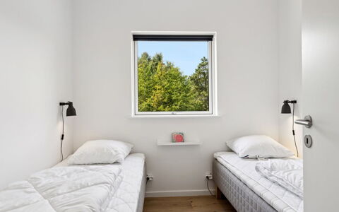 Gertraude - 800M from the Sea: Bedroom, Bed, Bedding, Bed Frame, Ceiling, Bed Sheet, Dormitory, Mattress