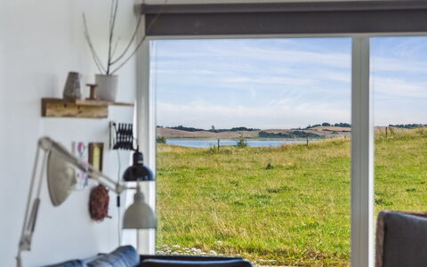 Bæver - 200M from the Sea: Wood, Home, Porch, Deck, Hardwood, Roof, Wood Stain, Wood Flooring, Eco Hotel