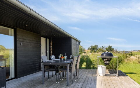 Bæver - 200M from the Sea: Wood, Home, Porch, Deck, Hardwood, Roof, Wood Stain, Wood Flooring, Eco Hotel
