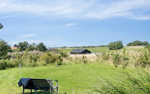 Bæver - 200M from the Sea: Wood, Home, Porch, Deck, Hardwood, Roof, Wood Stain, Wood Flooring, Eco Hotel