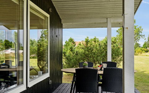 Mirkka - 200M from the Sea: Grass, Grassland, Land Lot, Cottage, Rural Area, Meadow, Garden Buildings, Garden, Shed