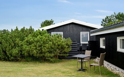 Mirkka - 200M from the Sea: Grass, Grassland, Land Lot, Cottage, Rural Area, Meadow, Garden Buildings, Garden, Shed