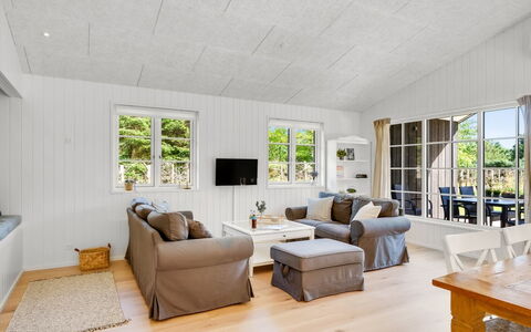 Gedda - from the Sea: Home, Cottage, Door, Estate, Shade, Siding, Hardwood, Garden Buildings, Porch, Design