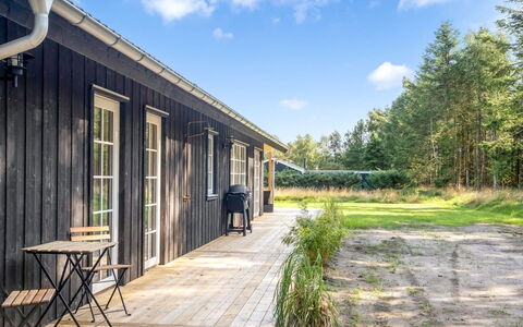 Gedda - from the Sea: Home, Cottage, Door, Estate, Shade, Siding, Hardwood, Garden Buildings, Porch, Design