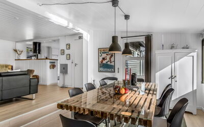 Josina - 1.3Km from the Sea
