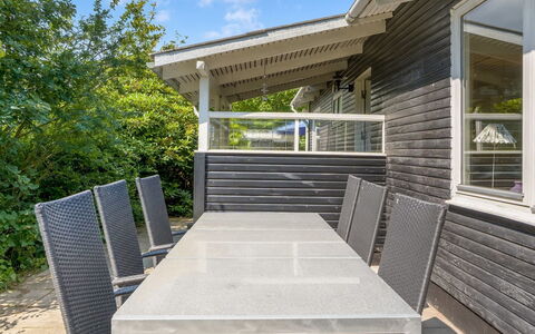 France - 5Km from the Sea: Furniture, Interior Design, Flooring, Floor, Ceiling, Room, Chair, Table, Apartment, Kitchen & Dining Room Table
