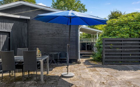 France - 5Km from the Sea: Furniture, Interior Design, Flooring, Floor, Ceiling, Room, Chair, Table, Apartment, Kitchen & Dining Room Table