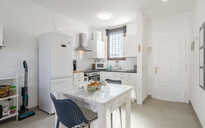 Accommodation:&nbsp;Parque Don Jose Vista Teide 603.9