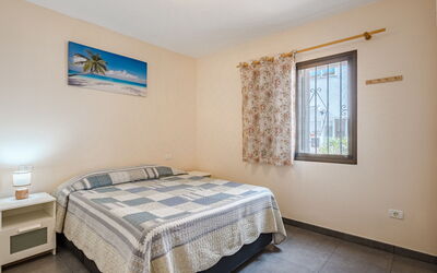 Accommodation:&nbsp;Parque Don Jose Sunshine 603.6