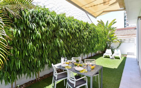 Gd04: Green, Leaf, Plant, Tree, Biome, Grass, Leisure, Woody Plant, Urban Design, Tints And Shades