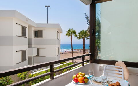 Beach Apartment Siesta 21: Green, Leaf, Plant, Tree, Biome, Grass, Leisure, Woody Plant, Urban Design, Tints And Shades