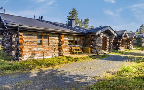 Kelokanerva: Cottage, Log Cabin, Larch, Hut, Pine Family, Garden Buildings