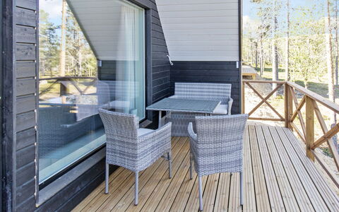 Kota Villa C: Wood, Cottage, Log Cabin, Forest, Shed, Garden Buildings, Larch, Woodland, Wood Stain