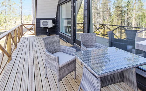 Kota Villa C: Wood, Cottage, Log Cabin, Forest, Shed, Garden Buildings, Larch, Woodland, Wood Stain