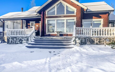 Villa Sirpia: Building, House, Home, Snow, Winter, Roof, Cottage, Siding, Residential Area, Architecture