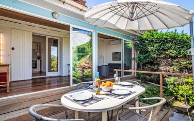 Accommodation:&nbsp;Font Mourier 101.1