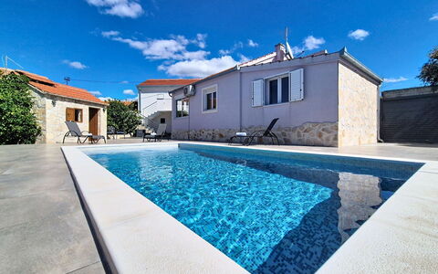Nancy: Blue, Swimming Pool, Residential Area, Composite Material, Estate, Concrete, Resort, Water Feature, Villa, Hotel