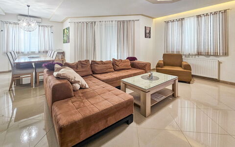 Maja: Furniture, Interior Design, Couch, Flooring, Floor, Ceiling, Wood, Living Room, Room, Apartment