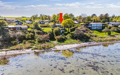 Titta - 10M to the Fjord: Blue, Shrub, Cottage, Groundcover, Garden, Estate, Shade, Landscaping, Farmhouse, Eco Hotel