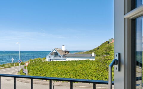 Susan - 20M from the Sea: Wood, Roof, Architecture, Home, House, Cottage, Siding, Hardwood, Slope, Estate