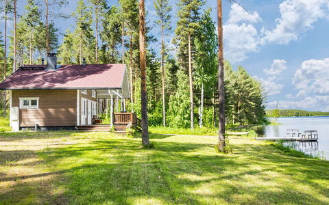Kotaniemi: Tree, Cottage, House, Home, Porch, Land Lot, Roof, Rural Area, Farmhouse
