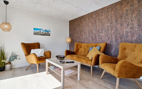 Yari - 50M from the Sea: Furniture, Flooring, Interior Design, Wall, Floor, Wood, Chair, Wood Flooring, Room, Living Room