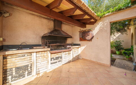 San Blai Llum de Sal: Building, Wood, Plant, Tree, Interior Design, Floor, Beam, Wall, Brickwork, Roof