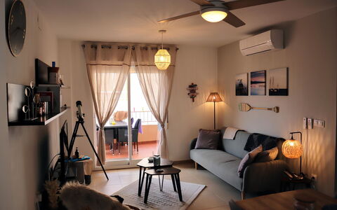 El Pinar de San Ginés: Furniture, Interior Design, Wall, Flooring, Ceiling, Floor, Room, Lighting, Light Fixture, Living Room