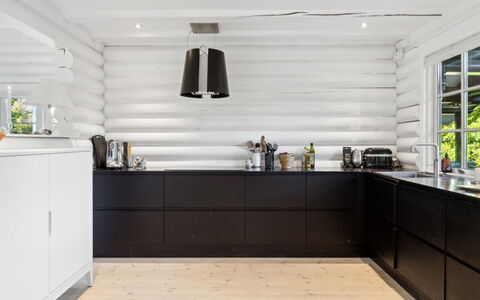 Sighfrith - 1.4Km from the Sea: Wood, Flooring, Wood Flooring, Kitchen, Hardwood, Countertop, Natural Material, Laminate Flooring, Wood Stain