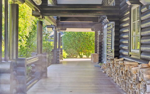 Sighfrith - 1.4Km from the Sea: Wood, Hardwood, Shade, Plank, Natural Material, Porch, Column, Beam, Design, Outdoor Structure