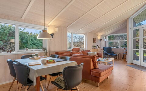 Nashota - 600M from the Sea: Wood, Roof, Architecture, Home, House, Cottage, Siding, Hardwood, Slope, Estate