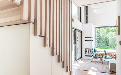 Okno Na Spokój: Property, Wood, Interior Design, Building, Chair, Shade, Real Estate, Hardwood, Window