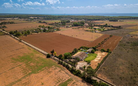 Ca Mon Pare: Cloud, Sky, Plant, Natural Landscape, Land Lot, Grass, Grassland, Agriculture, Plain, Landscape
