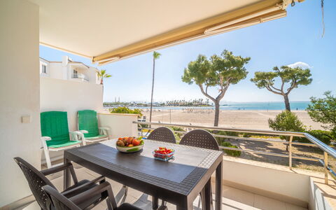 Xisca: Furniture, Interior Design, Floor, Apartment, Chair, Balcony, Shade, Houseplant, Outdoor Furniture, Kitchen & Dining Room Table